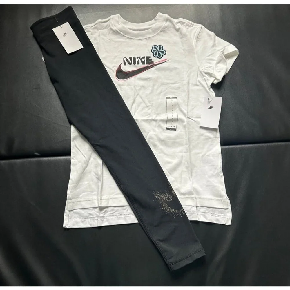 NWT Nike Leggings & Tee Set Girls Youth Size Large